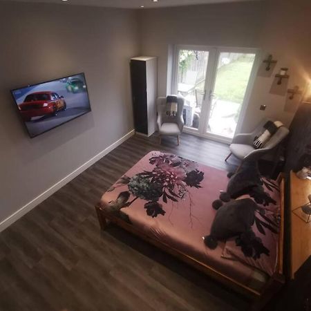 Beautiful Masons Hideaway Studio Apartment بريدجيند المظهر الخارجي الصورة