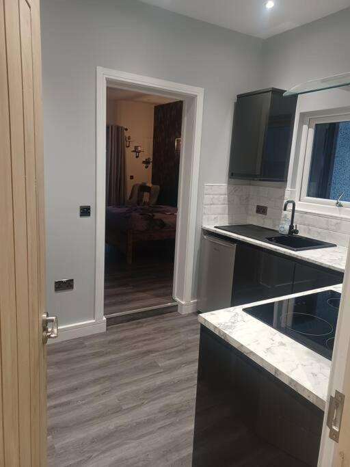 Beautiful Masons Hideaway Studio Apartment بريدجيند المظهر الخارجي الصورة